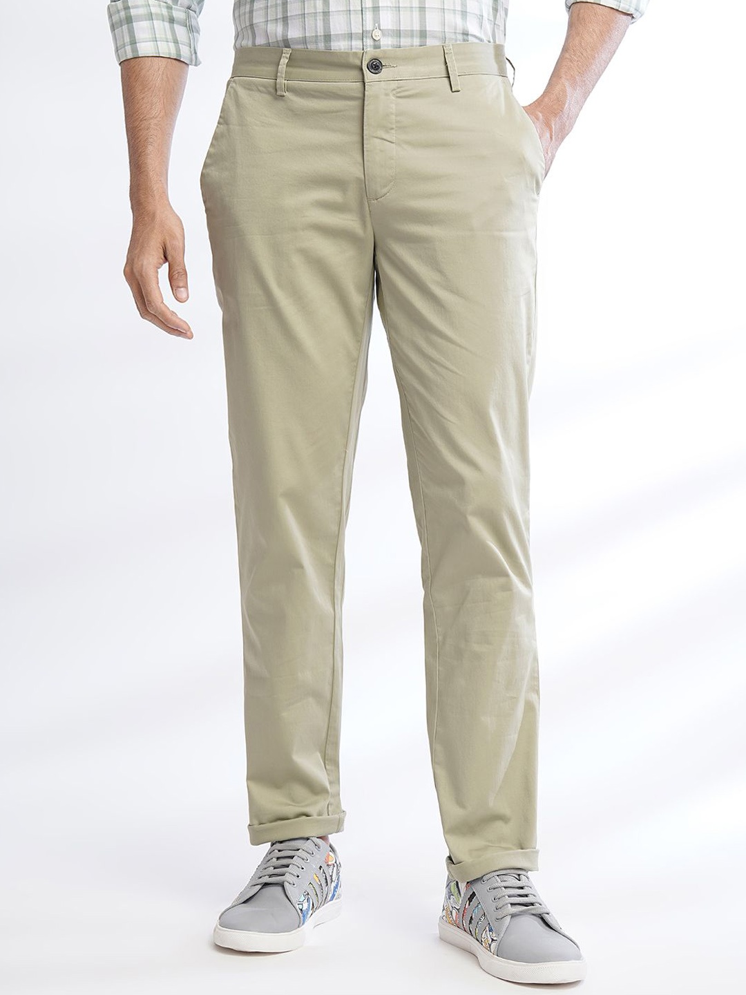 

JADE BLUE Men Slim Fit Cotton Trousers, Green