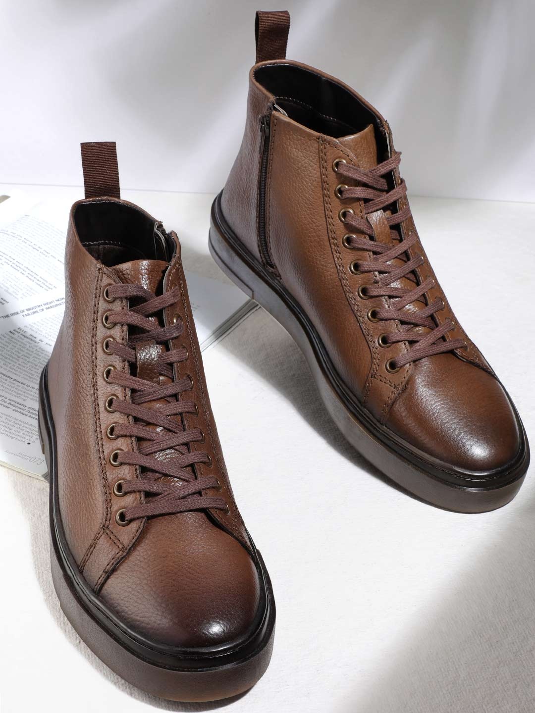 

French Connection Men Mid-Top Leather Derbys, Brown