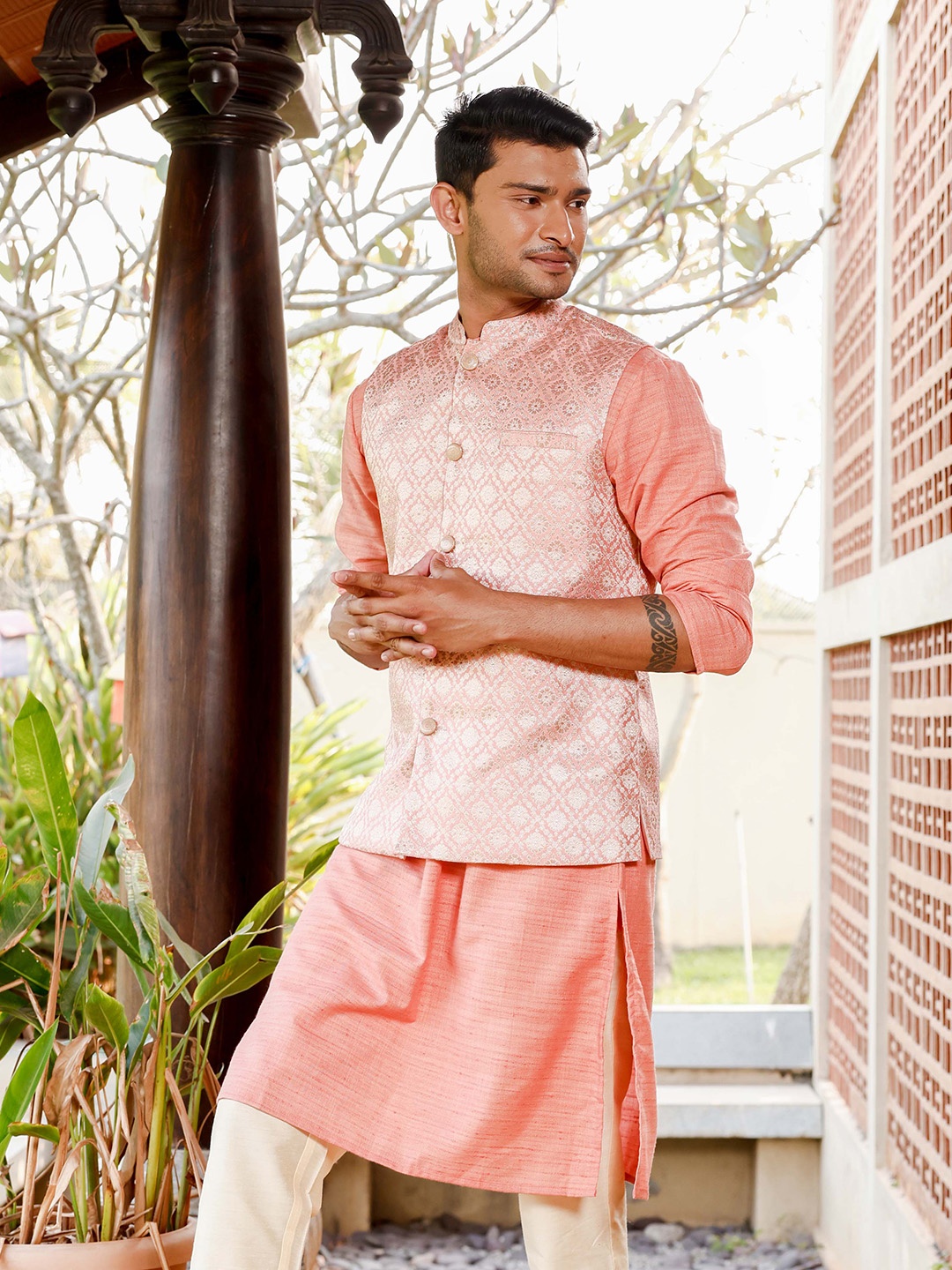 

FILORI Woven Designed Mandarin Collar Nehru Jacket, Pink