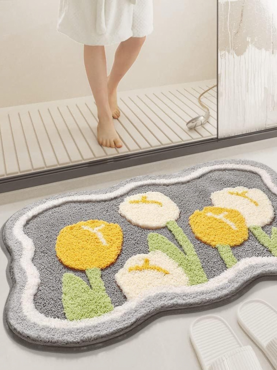 

ROSEATE Grey & Yellow Printed Microfiber Bath Rugs