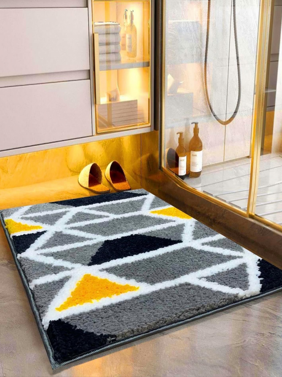 

ROSEATE Grey & Yellow Mosaic Pattern Microfiber 2000 GSM Anti-Skid Bath Rug