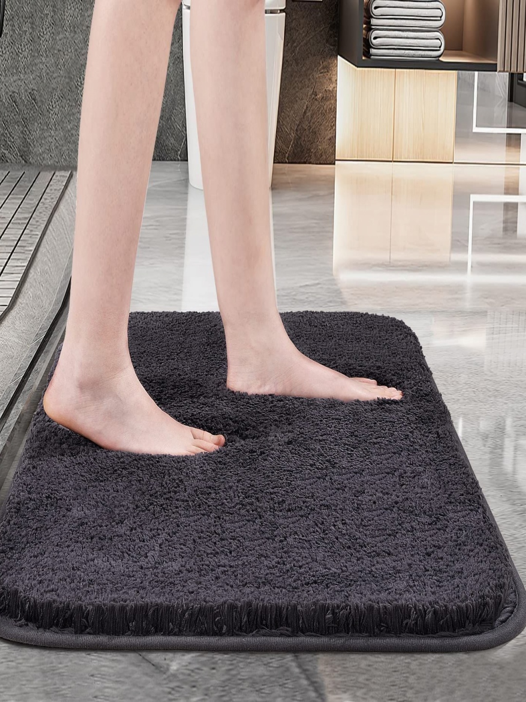 

ROSEATE Grey 2000 GSM Anti Skid Bath Rug