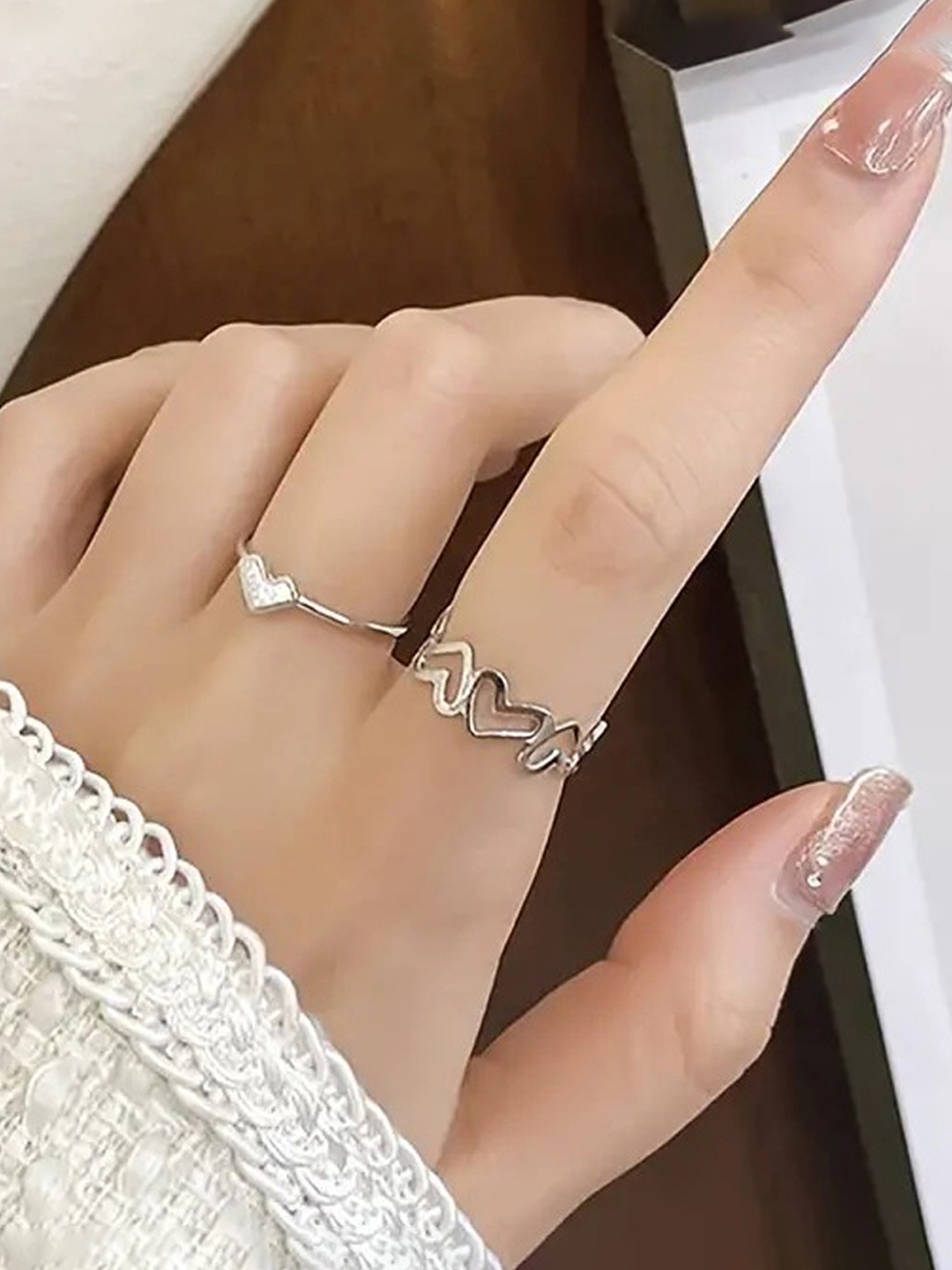 

Jewels Galaxy Set Of 2 Silver Plated Adjustable Finger Rings