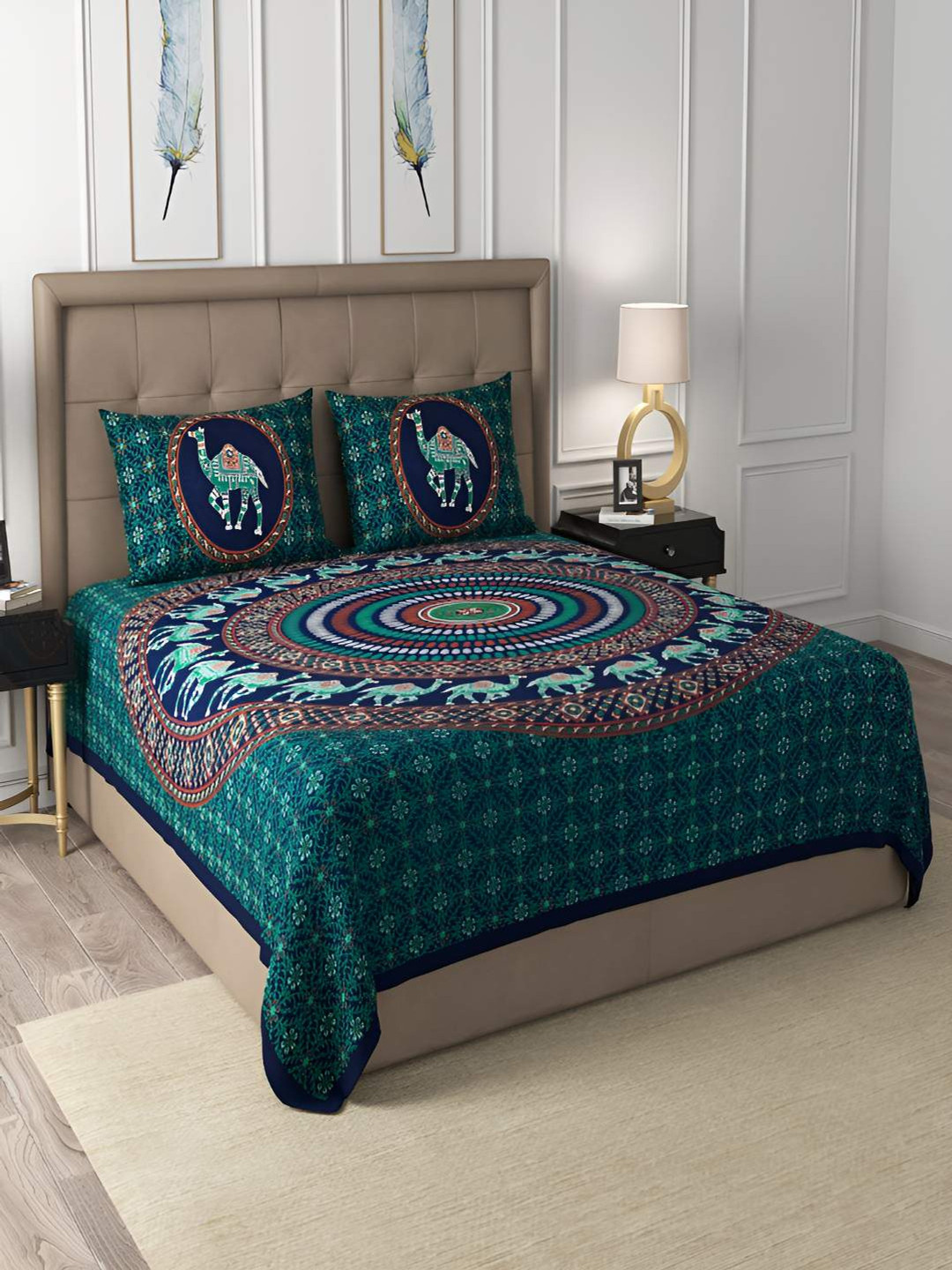 

BED-SHEET.COM Green & White Ethnic Motifs Cotton 240 TC King Bedsheet With 2 Pillow Covers
