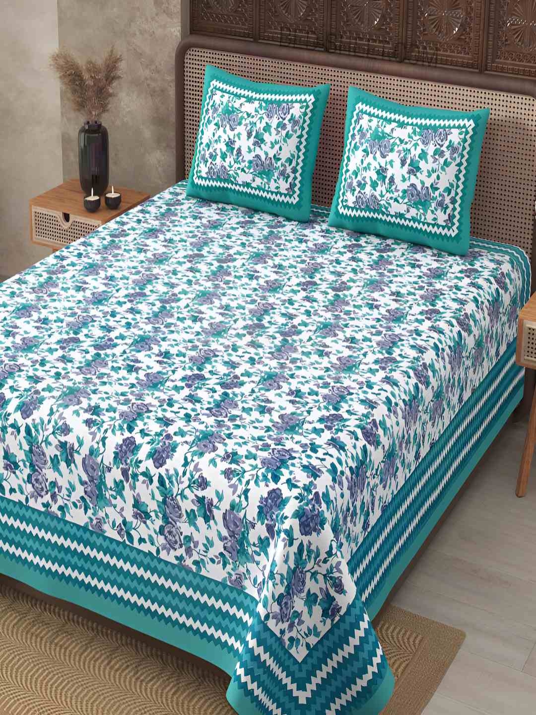 

BED-SHEET.COM Turquoise Blue & White Floral Cotton 180 TC King Bedsheet & 2 Pillow Covers