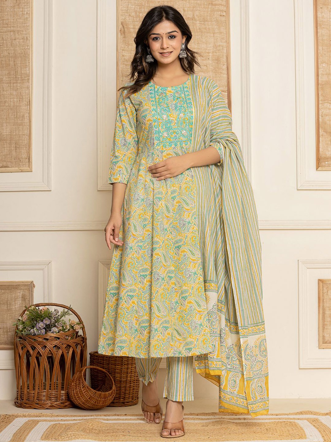 

Yufta Paisley Printed Regular Pure Cotton Kurta with Trouser & Dupatta, Mustard
