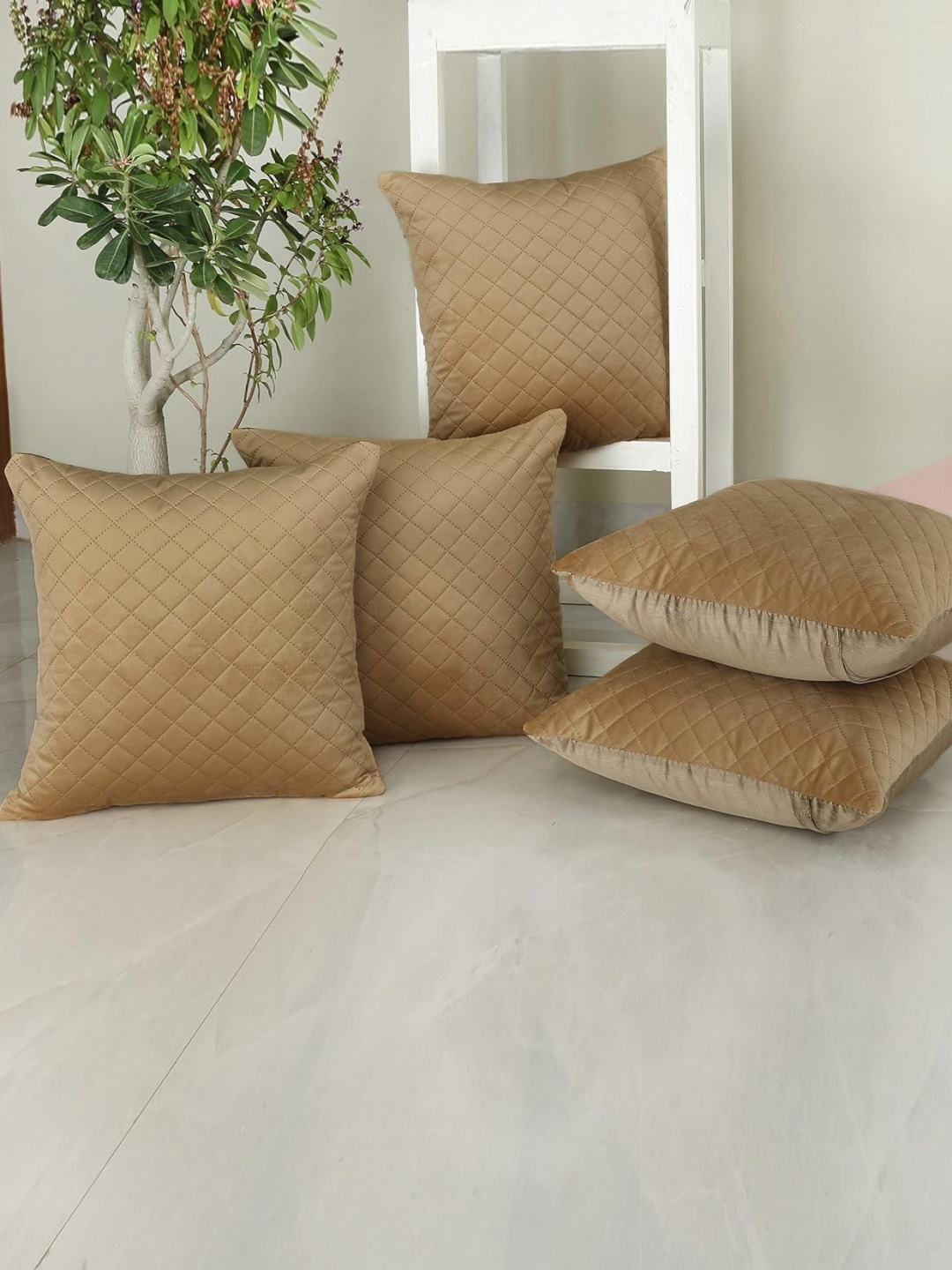 

Homerz Brown 5 Pieces Geometric Velvet Square Cushion Covers