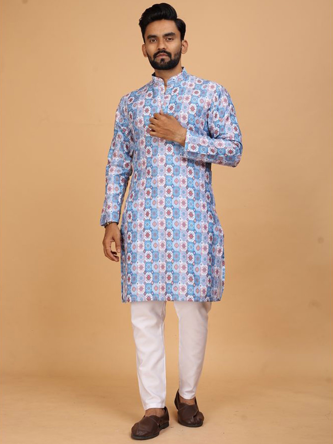 

Fashion FRICKS Geometric Printed Mandarin Collar Kurta, Blue