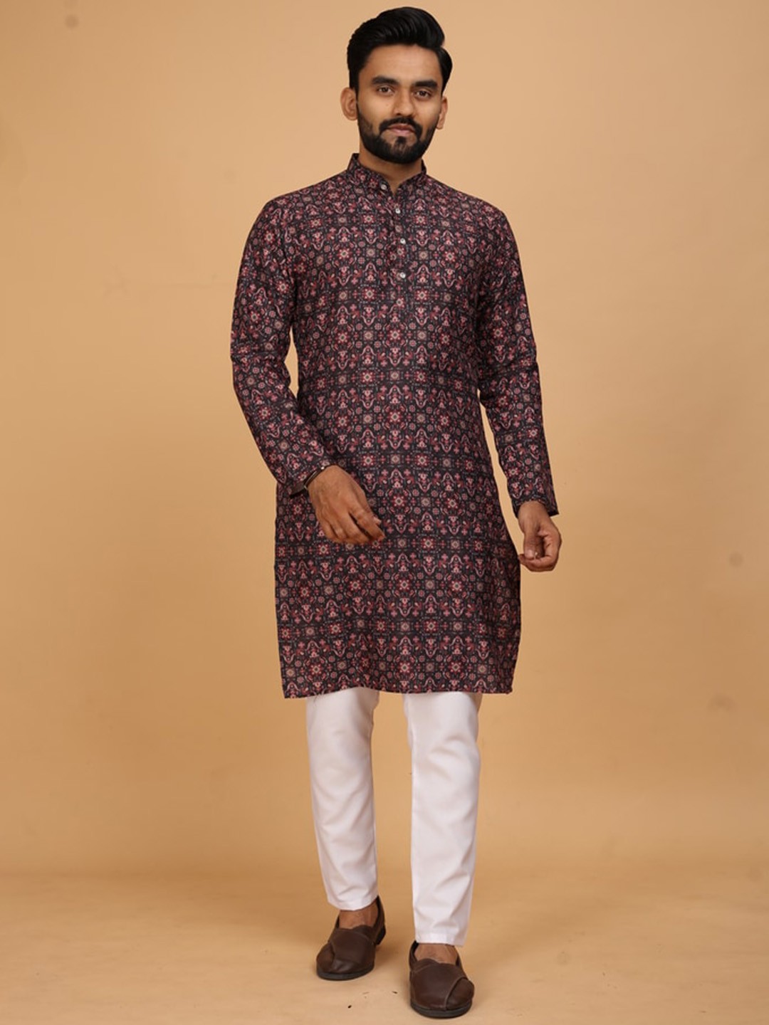 

Fashion FRICKS Geometric Printed Mandarin Collar Kurta, Purple