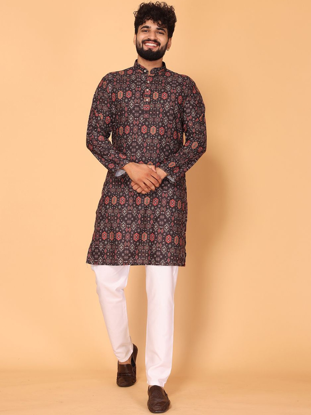 

Fashion FRICKS Geometric Printed Mandarin Collar Kurta, Black