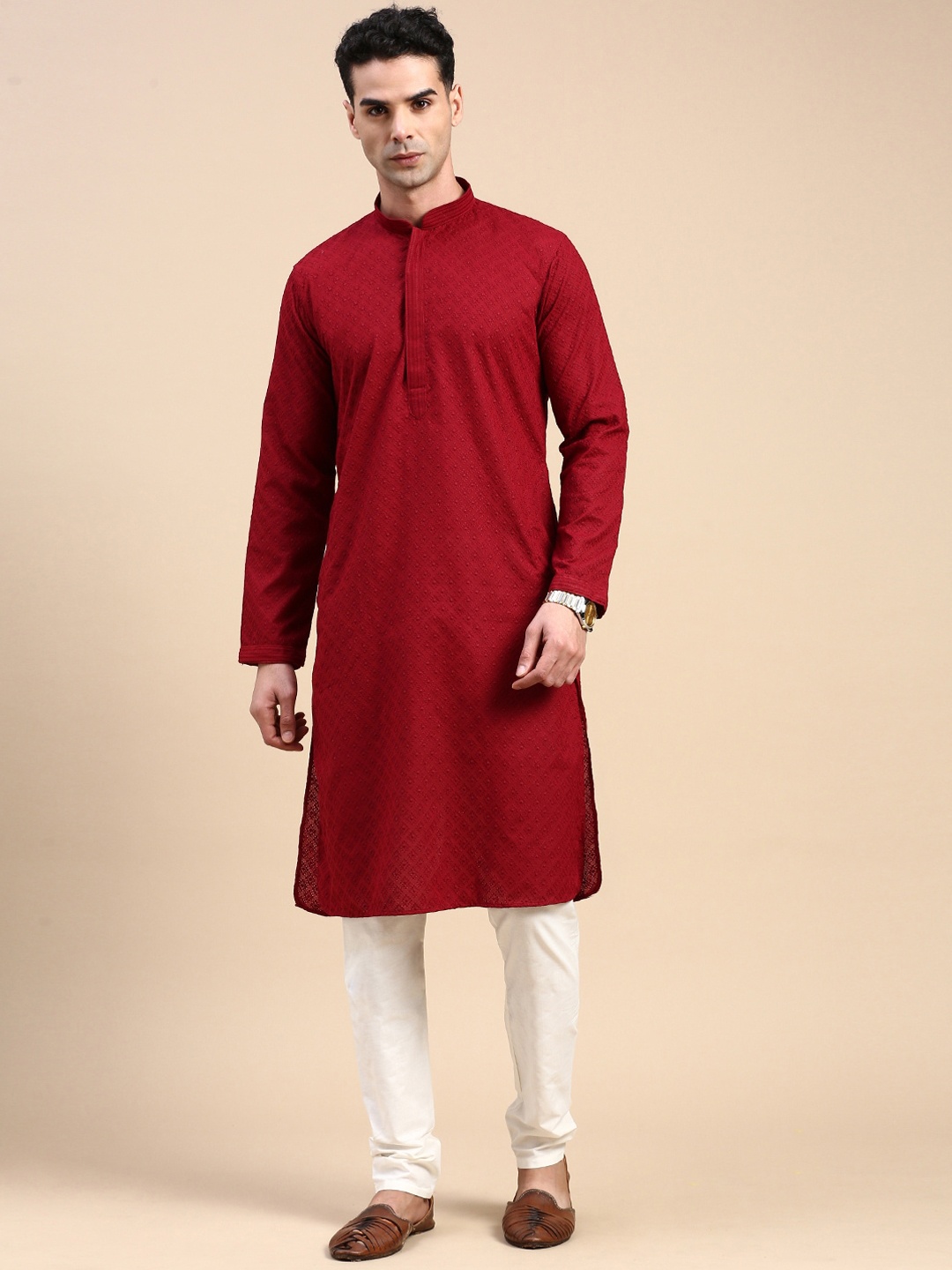 

Rishika Mandarin Collar Embroidered Thread Work Straight Kurta, Maroon