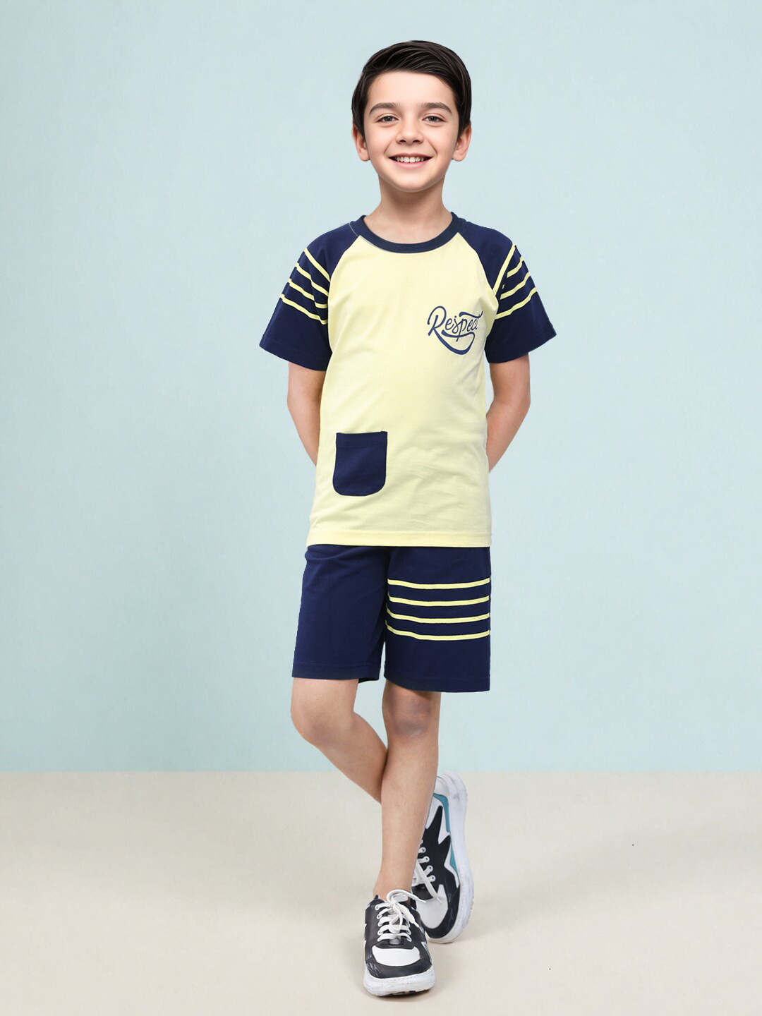 

Toonyport Boys Printed Pure Cotton T-shirt With Shorts, Yellow