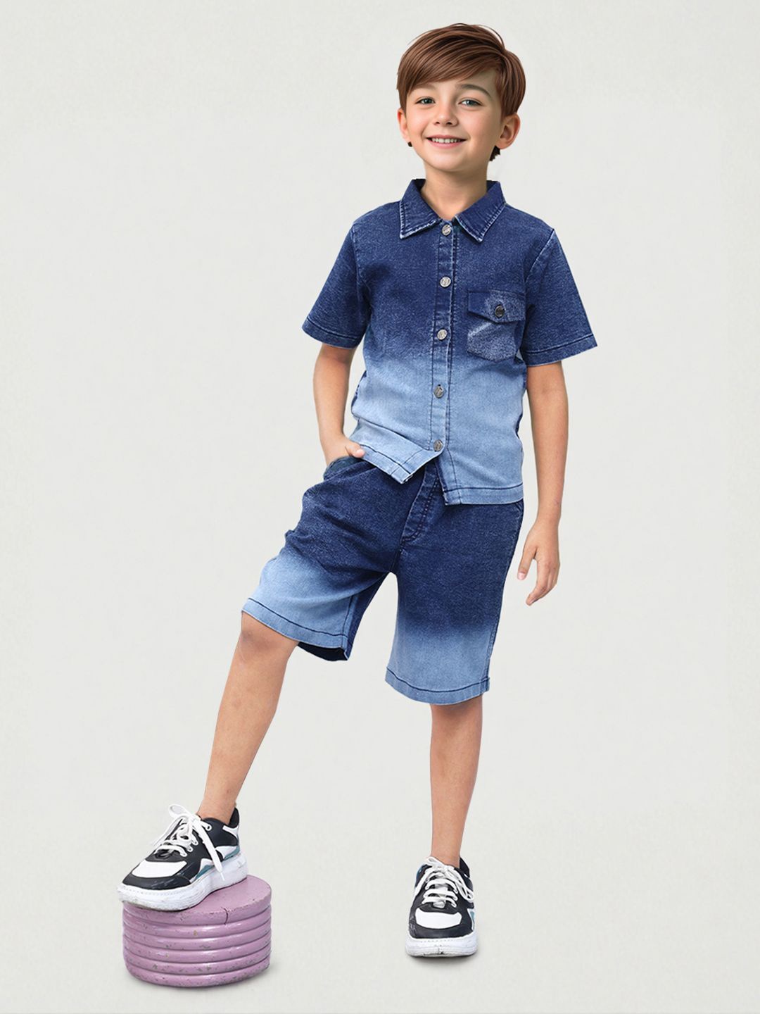 

Toonyport Boys Printed Denim Shirt With Shorts, Navy blue