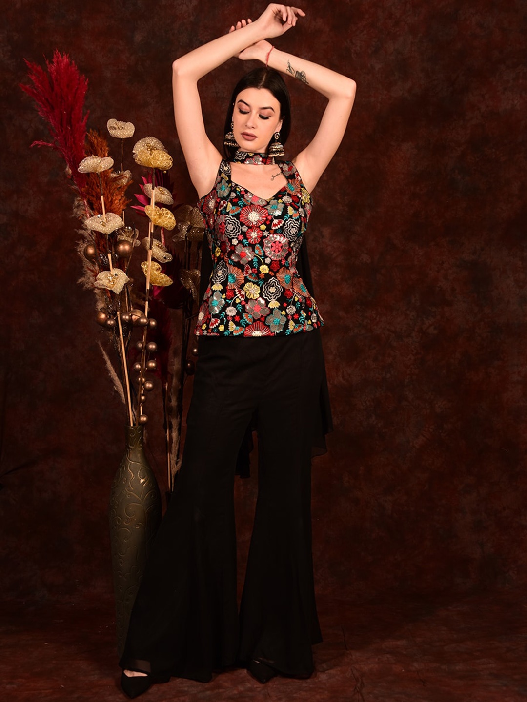 

Laalzari Floral Embroidered Thread Work V-Neck Tunic With Palazzos & Dupatta, Black