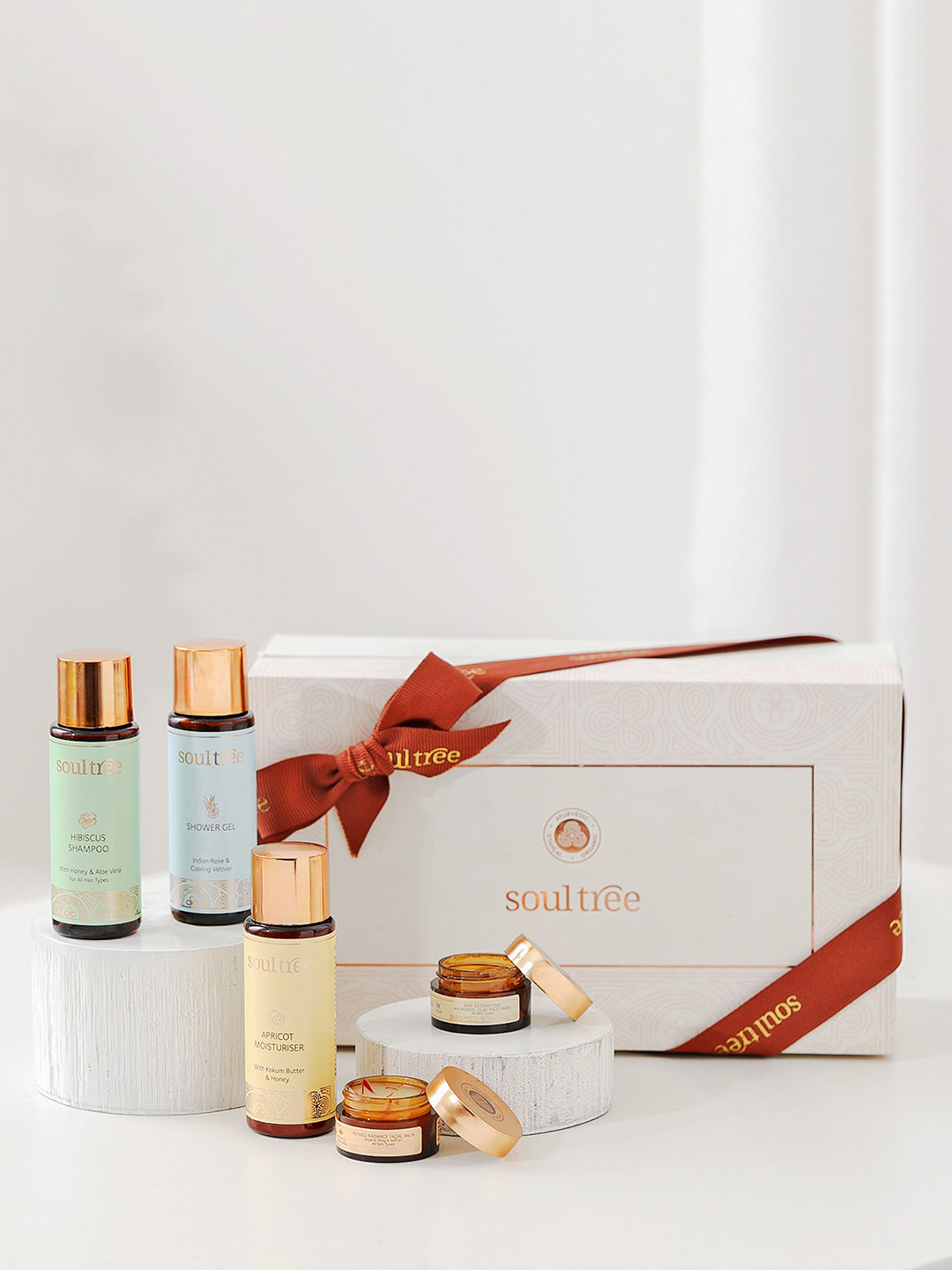 

IGP White & Green Refreshing Home Gift Set