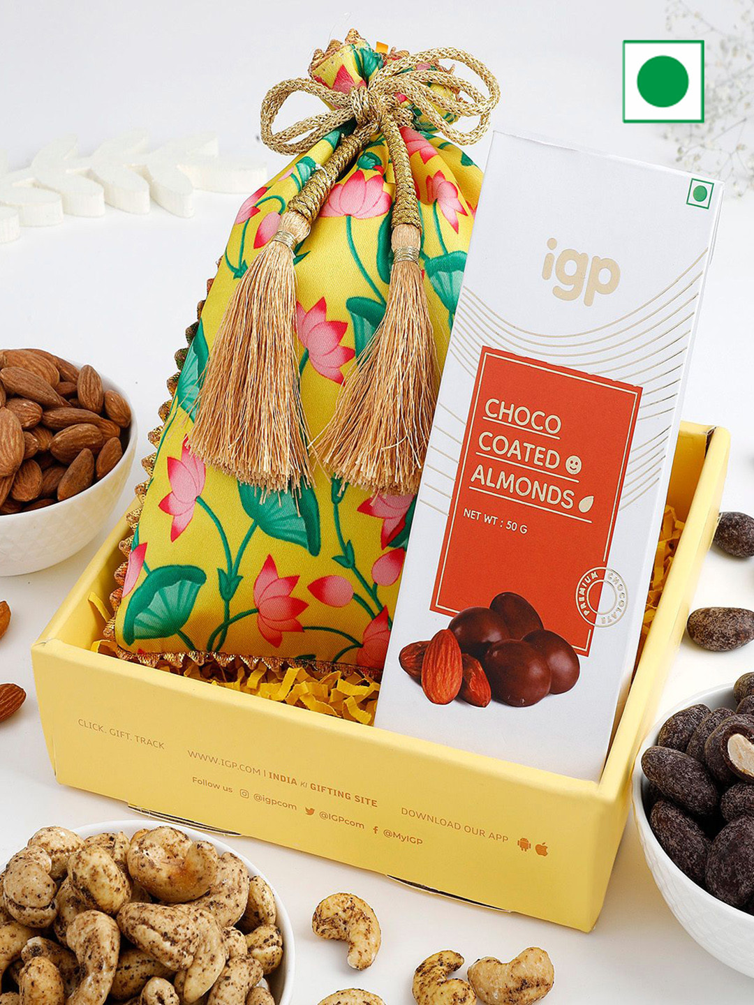 

IGP Sweet And Savoury Nuts Hamper, Brown
