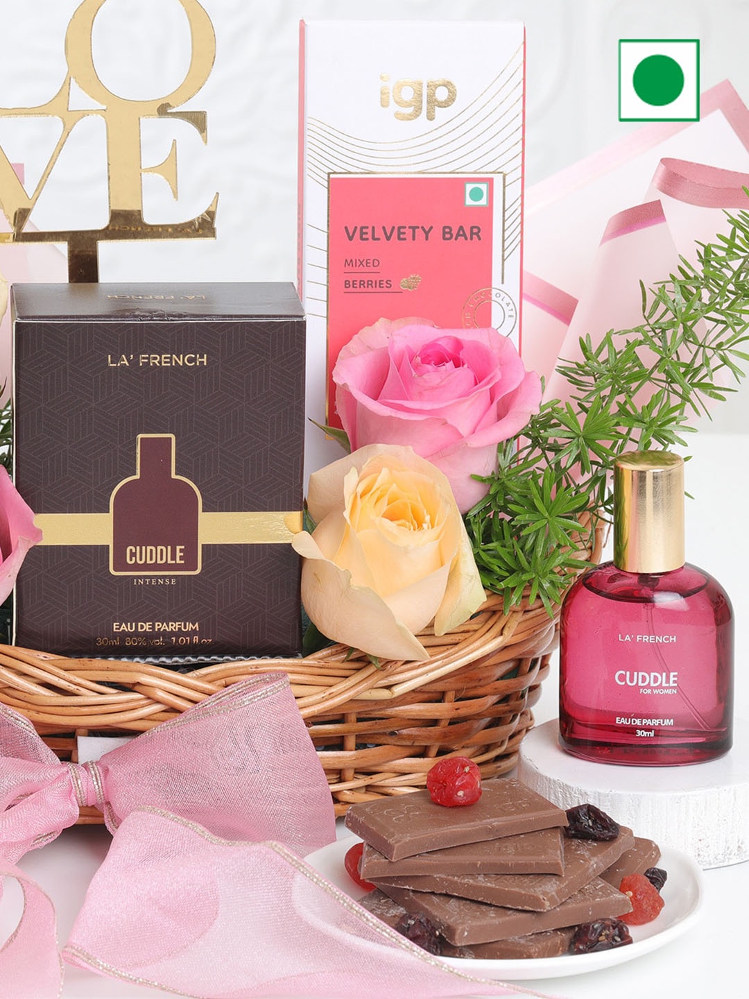 

IGP Set Of 8-Fresh Live Flowers With 3Pcs Perfume Gifts, Multi