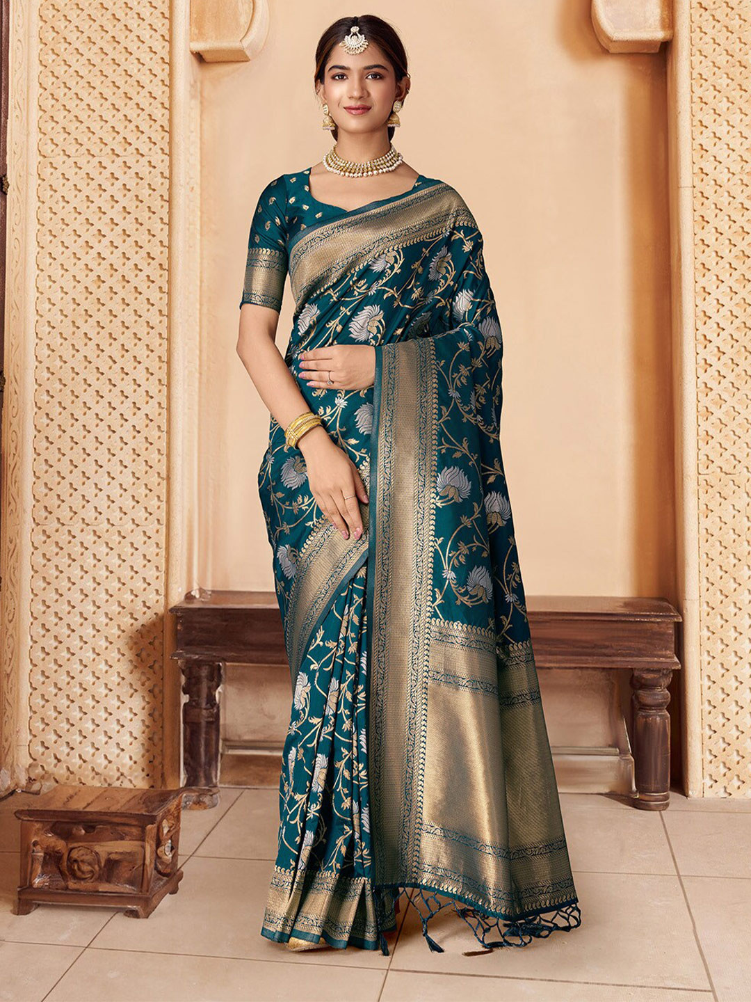

House of Pataudi Zari Woven Banarasi Saree, Teal