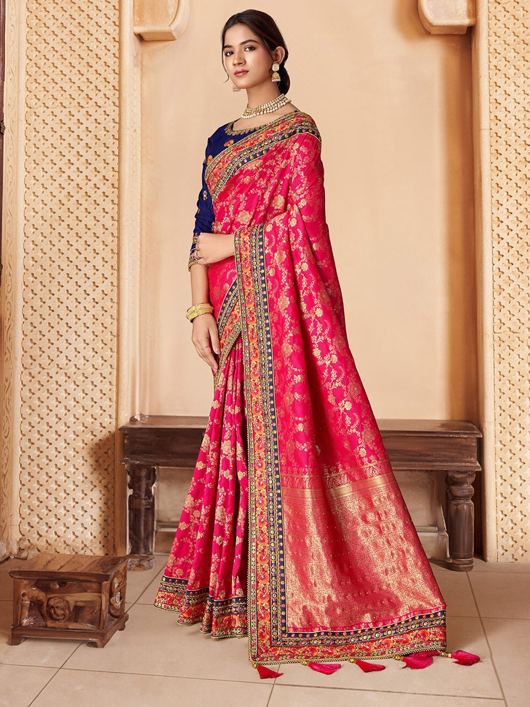 

House of Pataudi Ethnic Motifs Woven-Designed Saree, Magenta