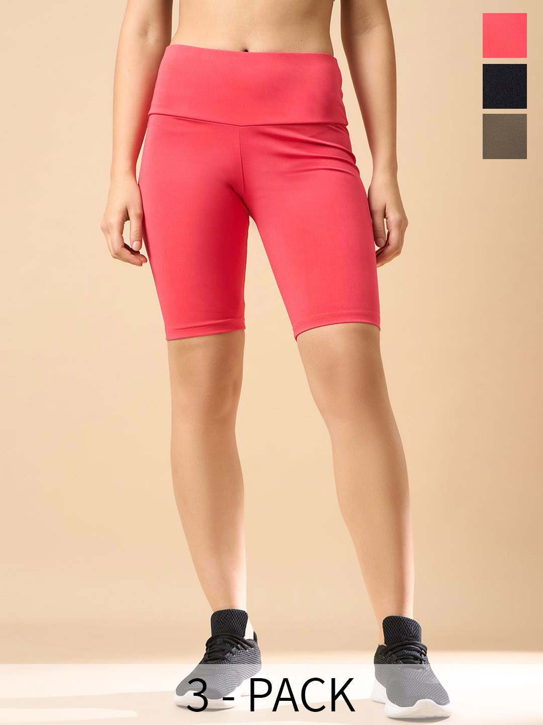 

COLOR CAPITAL Women Pack of 3 Antimicrobial Gym Tights, Black