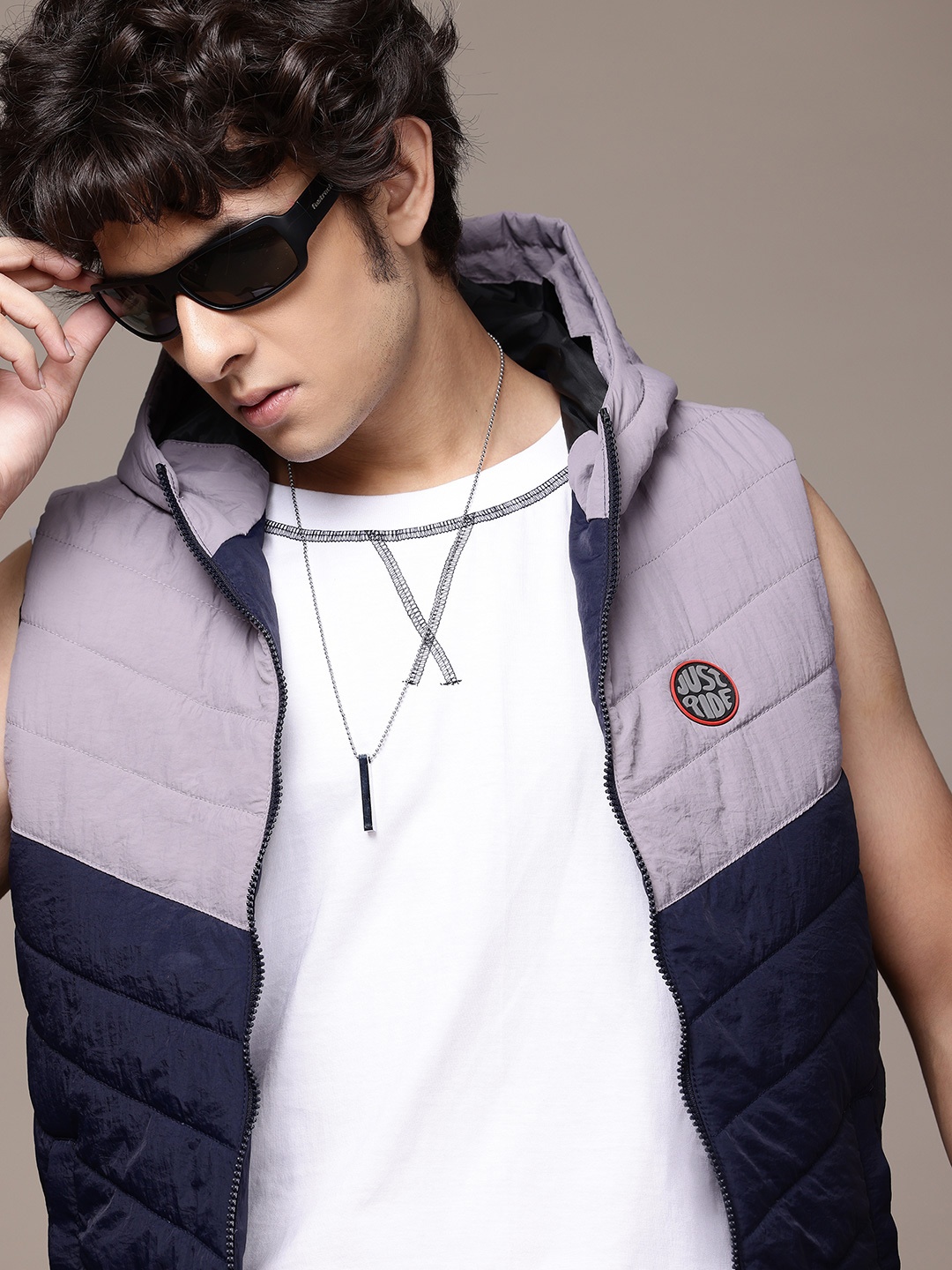 

The Roadster Life Co. Colourblocked Hooded Padded Jacket, Purple