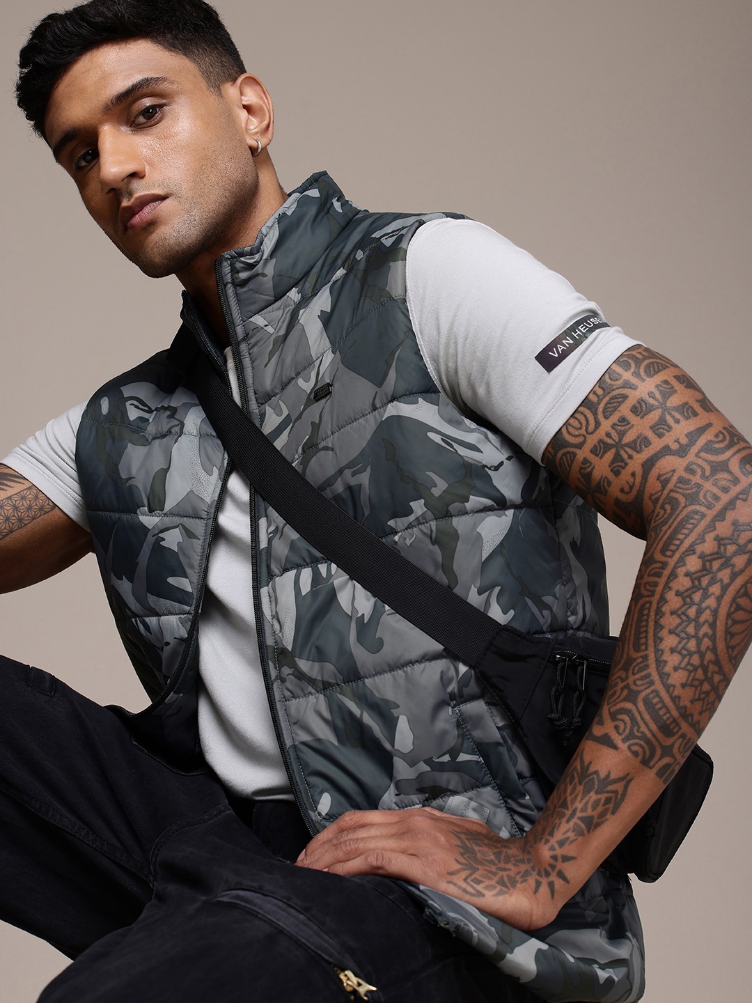 

The Roadster Life Co. Camouflage Padded Jacket, Grey