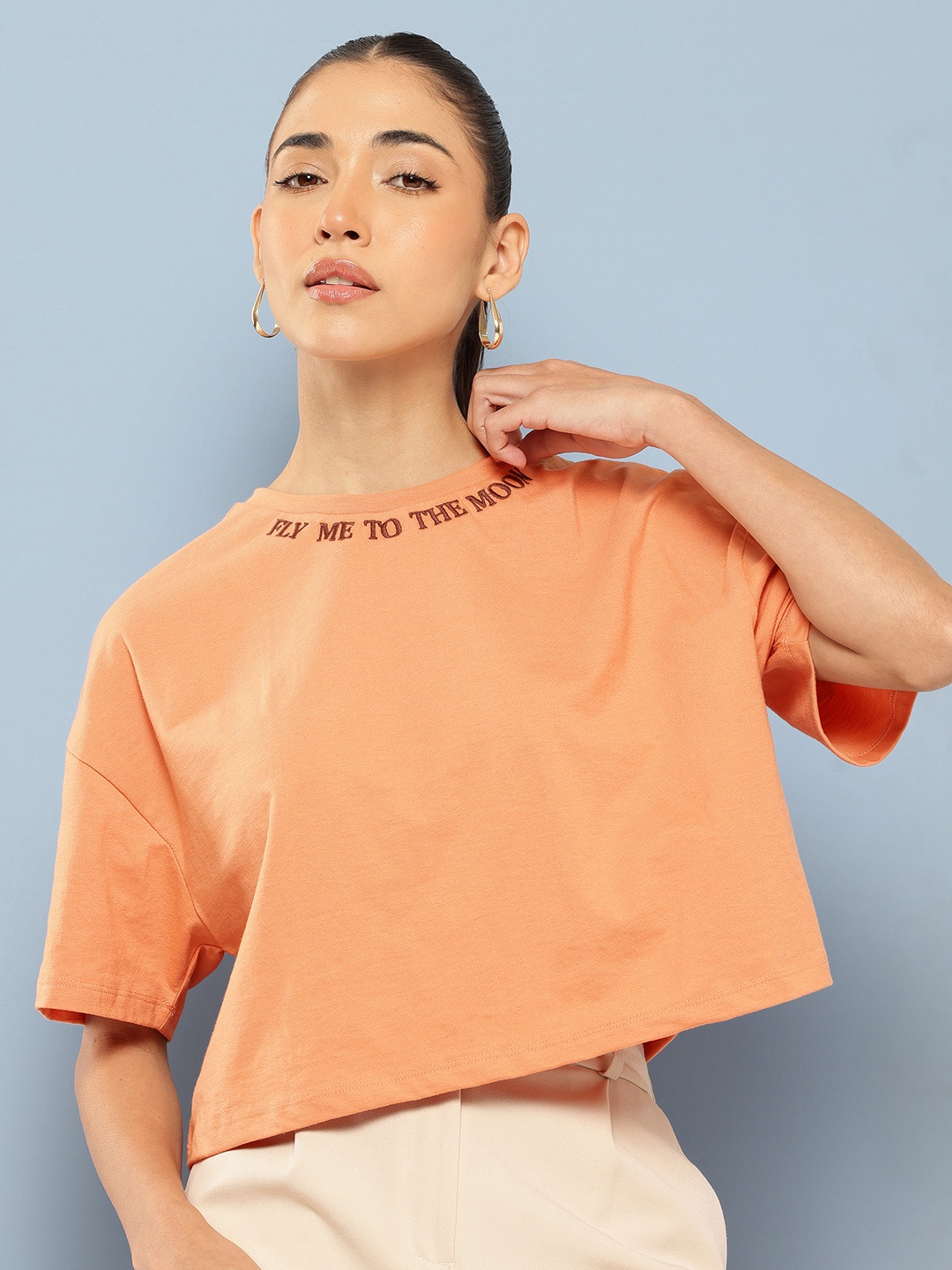 

Chemistry Embroidered Drop-Shoulder Sleeves Boxy T-shirt, Peach