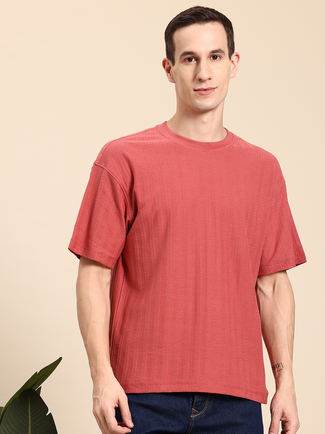 

Mast & Harbour Textured Self-Striped Drop-Shoulder Sleeves T-shirt, Coral