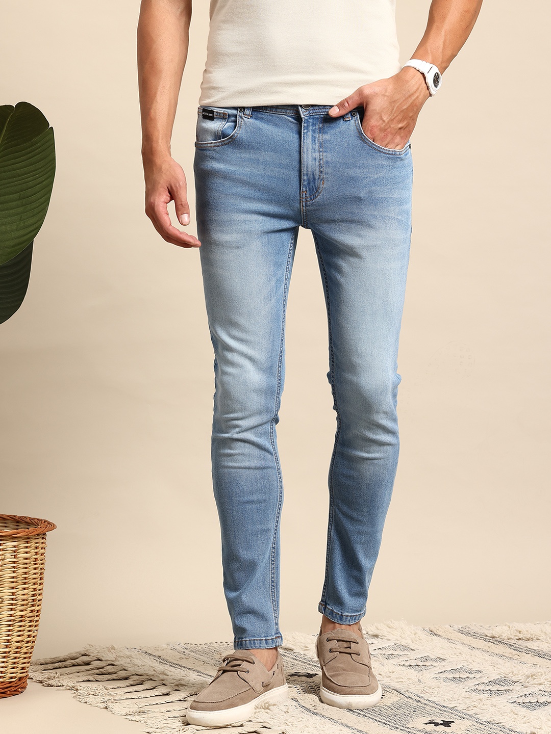 

Mast & Harbour Men Skinny Fit Light Fade Stretchable Jeans, Blue