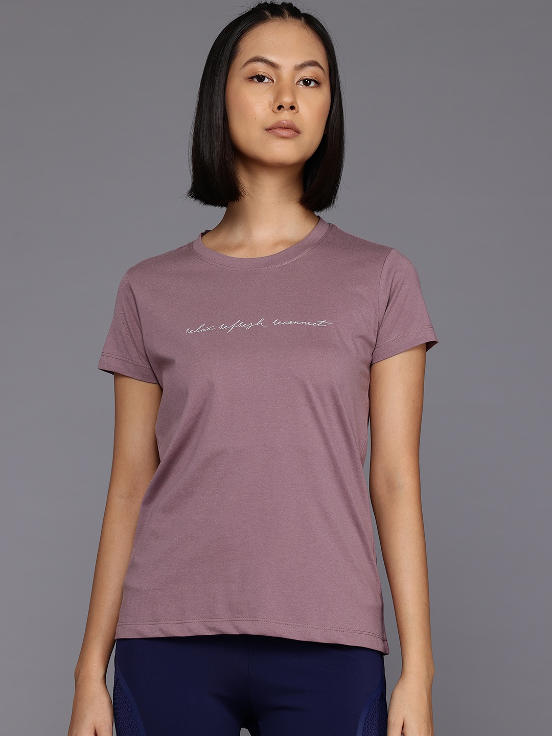 

HRX by Hrithik Roshan Typography Printed Yoga T-shirt, Mauve