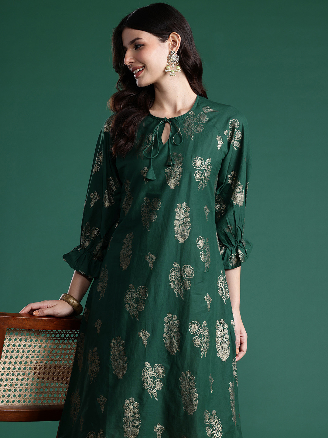 

Sangria Floral Print Pure Cotton Tie-Up Neck A-Line Kurta, Green