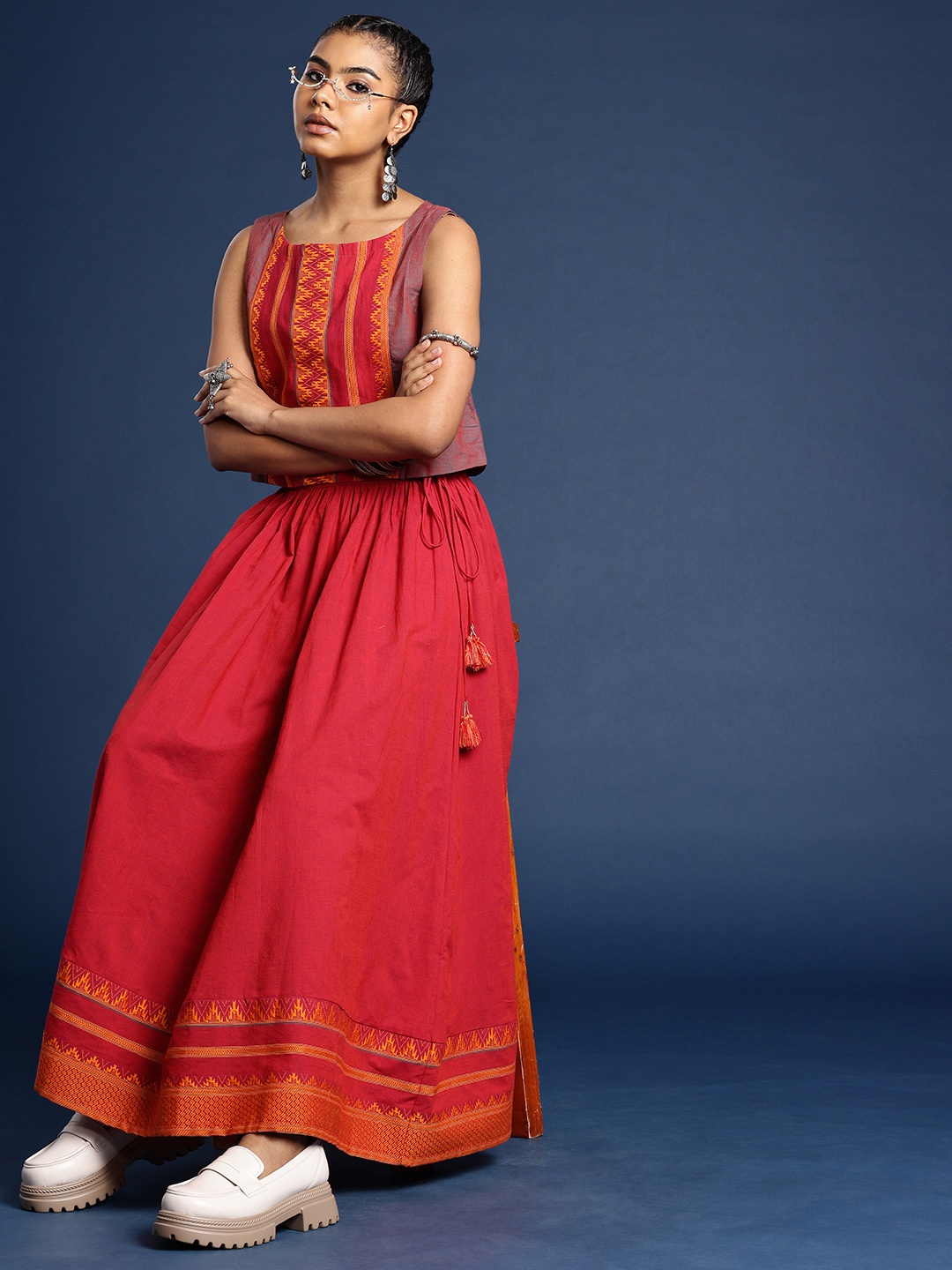 

Taavi Woven Festive Crop Top With Maxi Skirt Co-Ords, Maroon