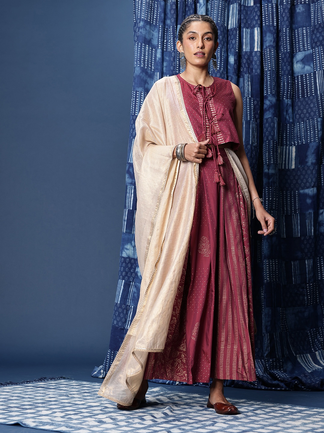 

Taavi Festive Foil Printed Ready to Wear Lehenga & Blouse With Dupatta, Magenta