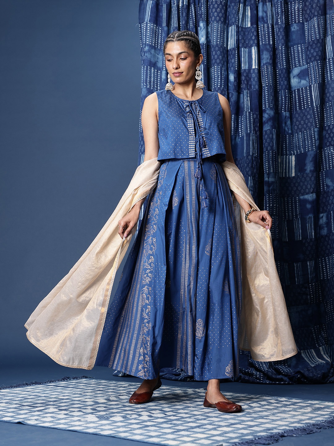 

Taavi Festive Foil Printed Ready to Wear Lehenga & Blouse With Dupatta, Blue