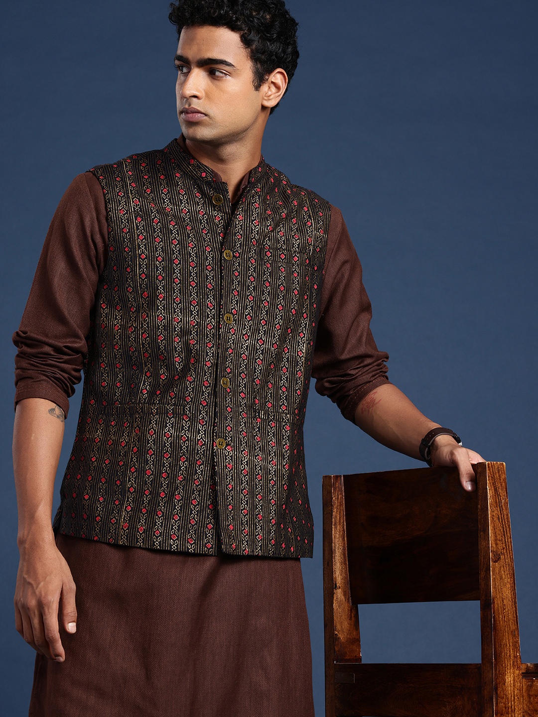 

Taavi Ethnic Motifs Printed Mandarin Collar Gold Khari Nehru Jackets, Black