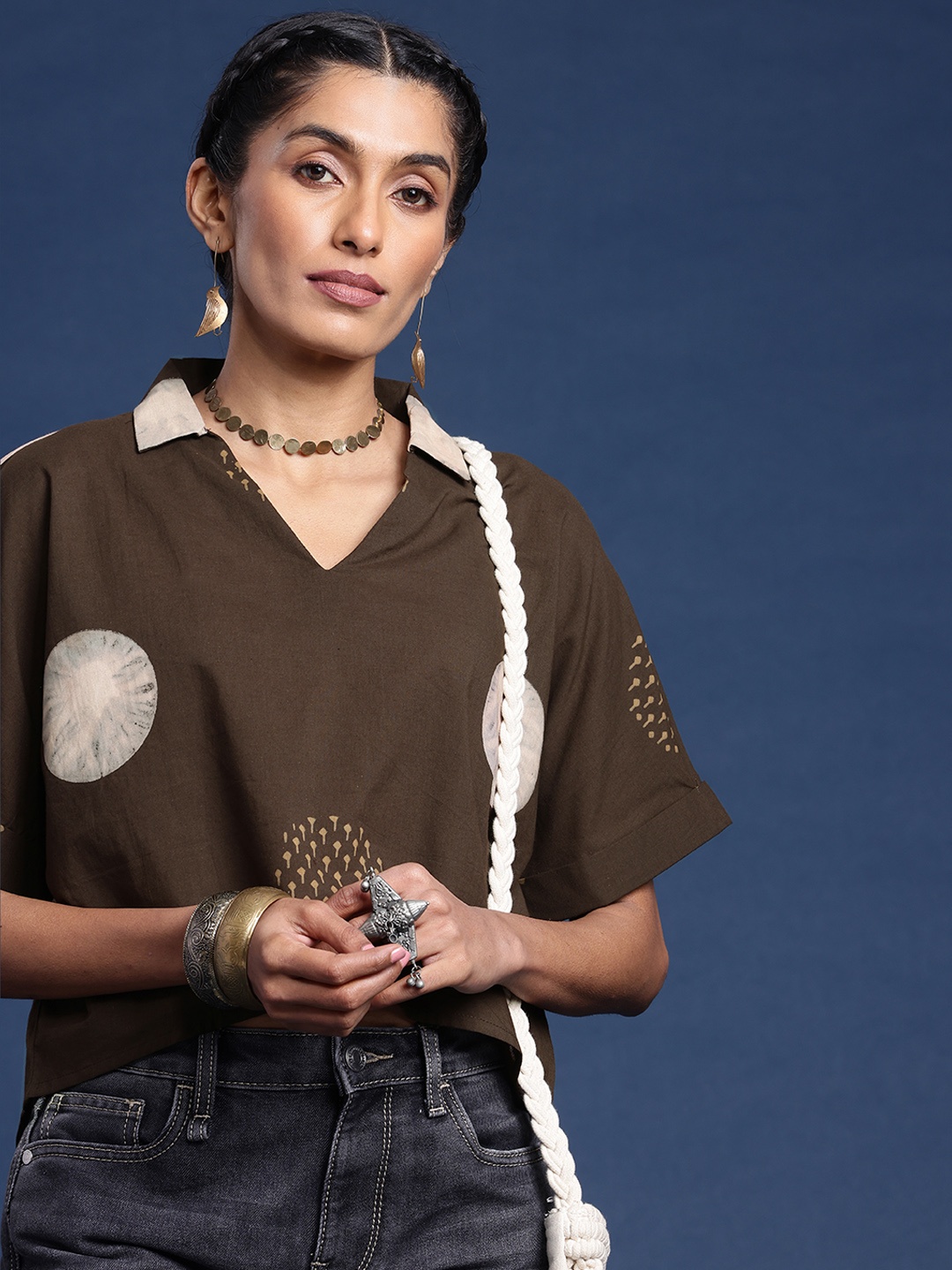 

Taavi Geometric Printed Extended Sleeves Block Print Legacy Boxy Top, Olive