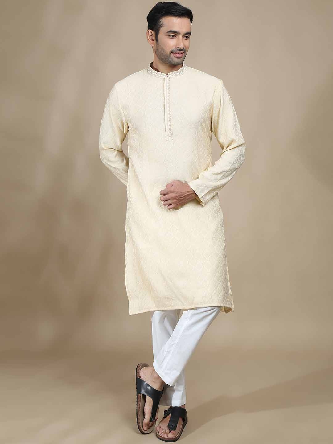 

FILORI Ethnic Motifs Embroidered Mandarin Collar Jacquard Straight Kurta, Cream