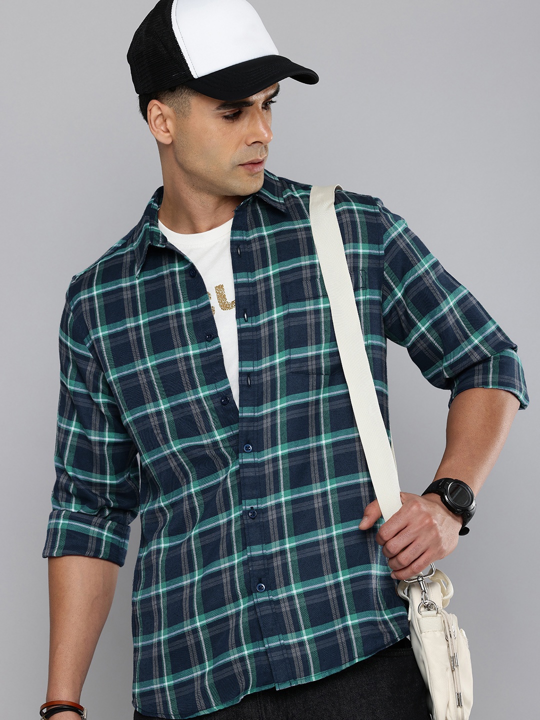

R.Code by The Roadster Life Co. Tartan Checks Opaque Casual Shirt, Navy blue