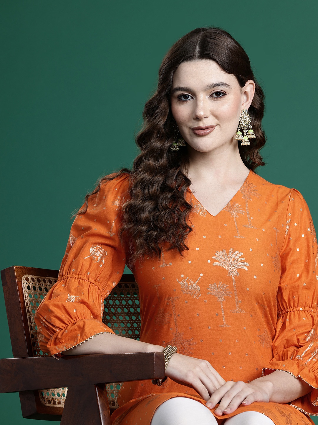 

Sangria Ethnic Motifs Foil Printed Gota Patti Marie Sleeve Cotton Kurta, Orange