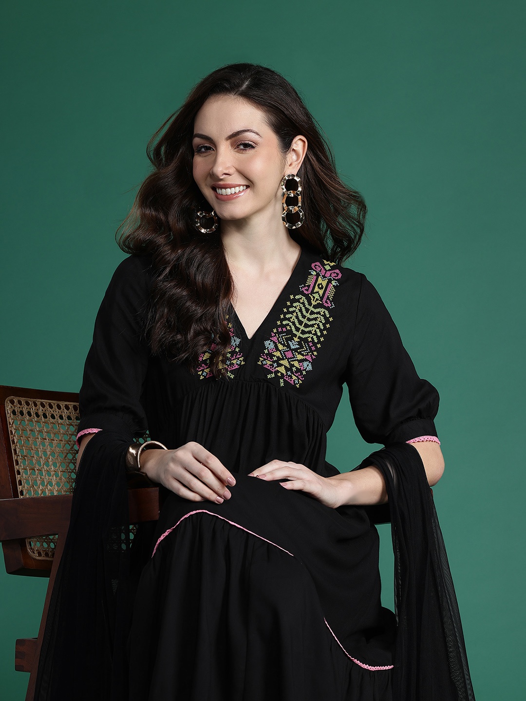 

Sangria Embroidered Detail A-Line Midi Ethnic Dress with Dupatta, Black