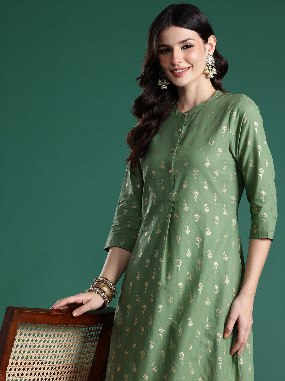 

Sangria Foil Print Pure Cotton Kurta, Green