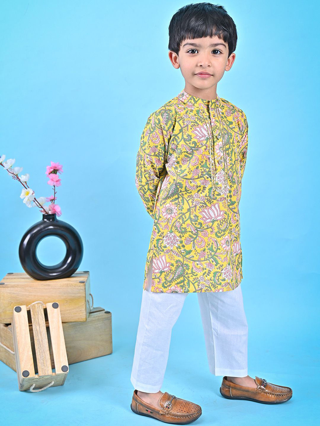 

MOOBA Boys Floral Printed Mandarin Collar Pure Cotton Kurta with Pyjamas, Yellow