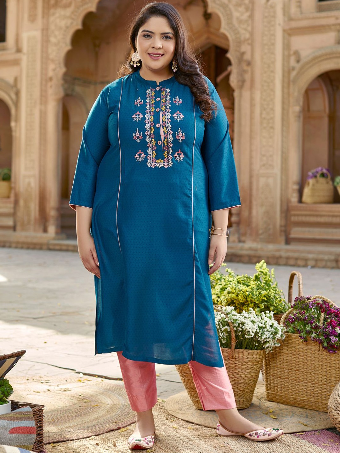 

WOMEN PLUS Plus Size Yoke Design Thread Work Straight Kurta, Blue