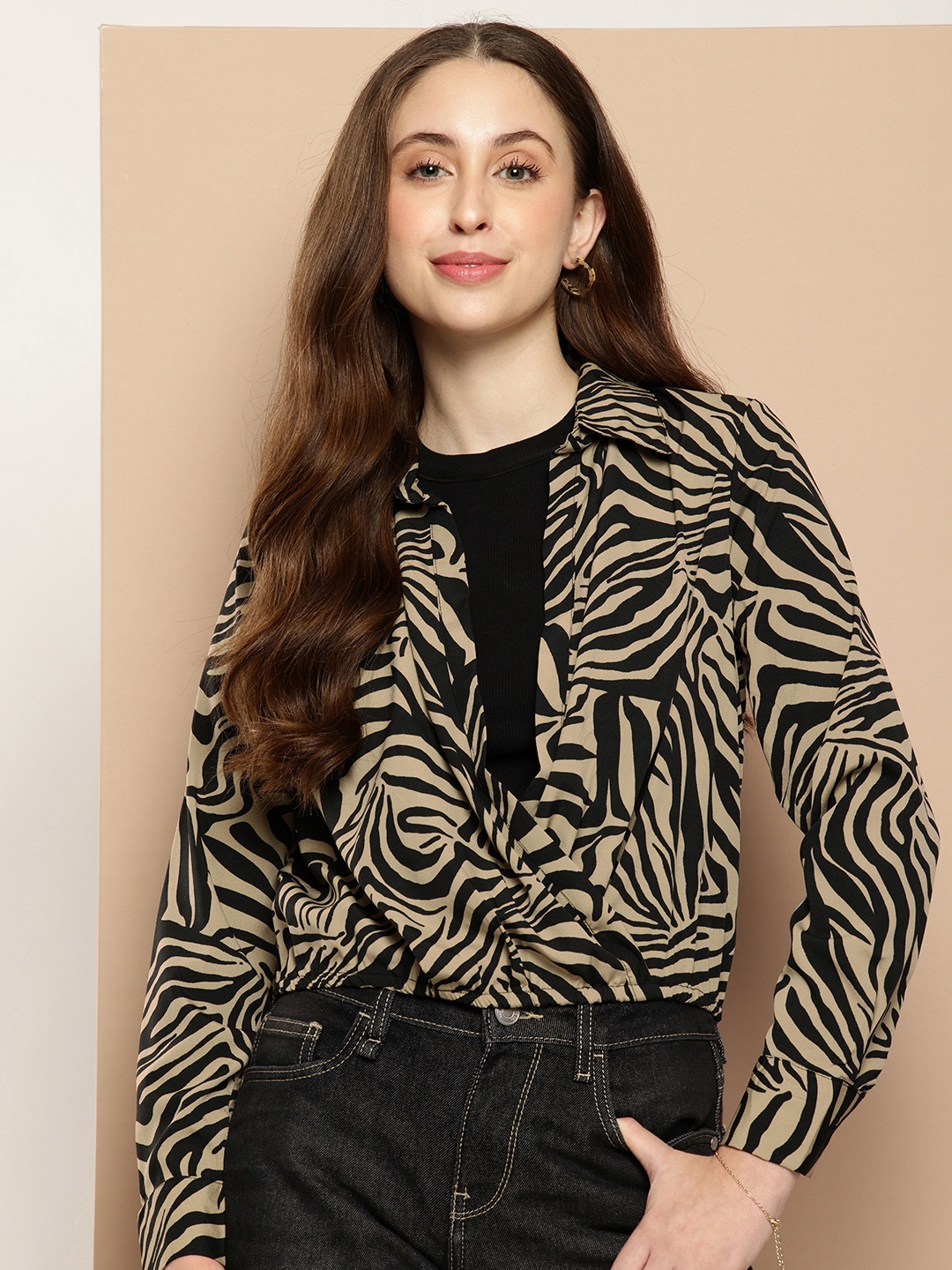 

encore by INVICTUS Animal Printed Shirt Collar Cuffed Sleeves Top, Black