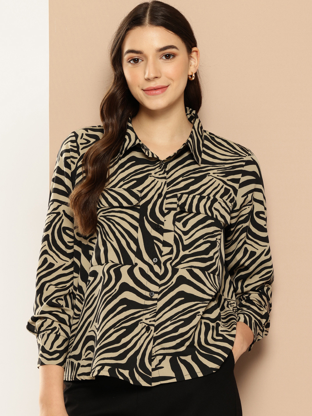 

encore by INVICTUS Opaque Abstract Printed Casual Shirt, Black