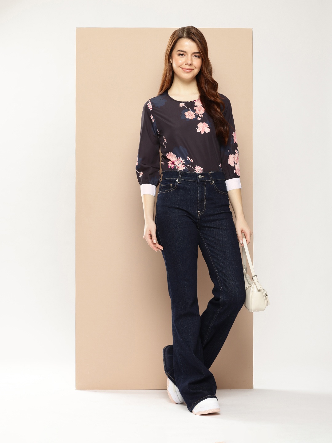 

encore by INVICTUS Floral Printed Top, Black