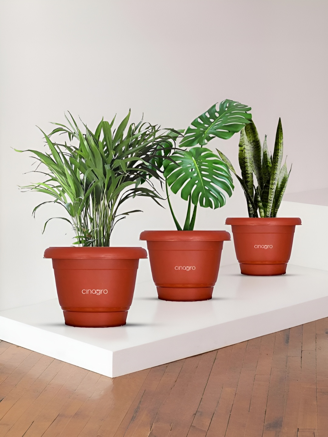 

Cinagro Red 3 Pieces Plastic Planters