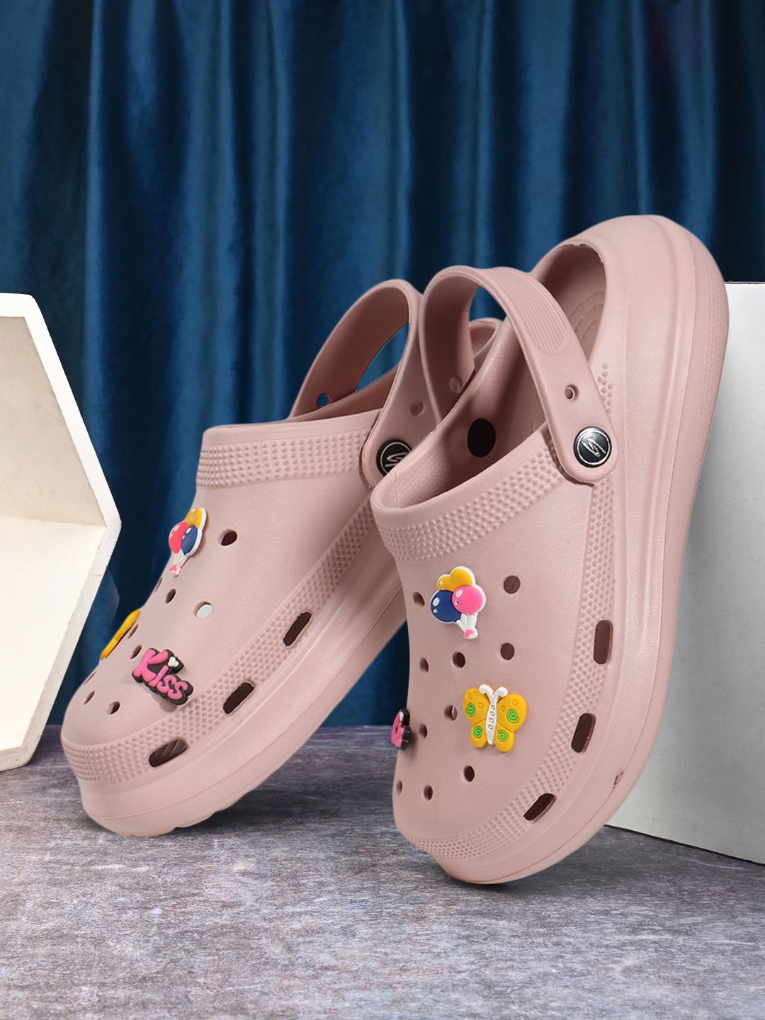 

The Roadster Lifestyle Co Self Design Clog Flip Flops, Nude