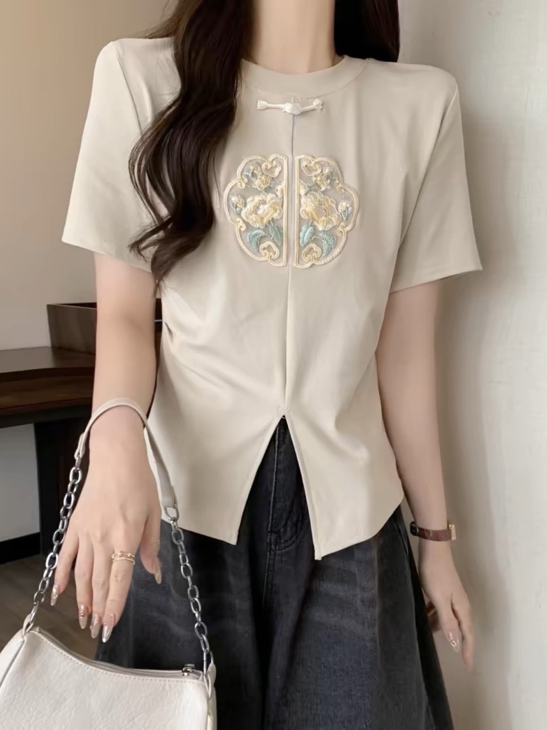 

StyleCast Girls Round Neck Embroidered Top, Cream