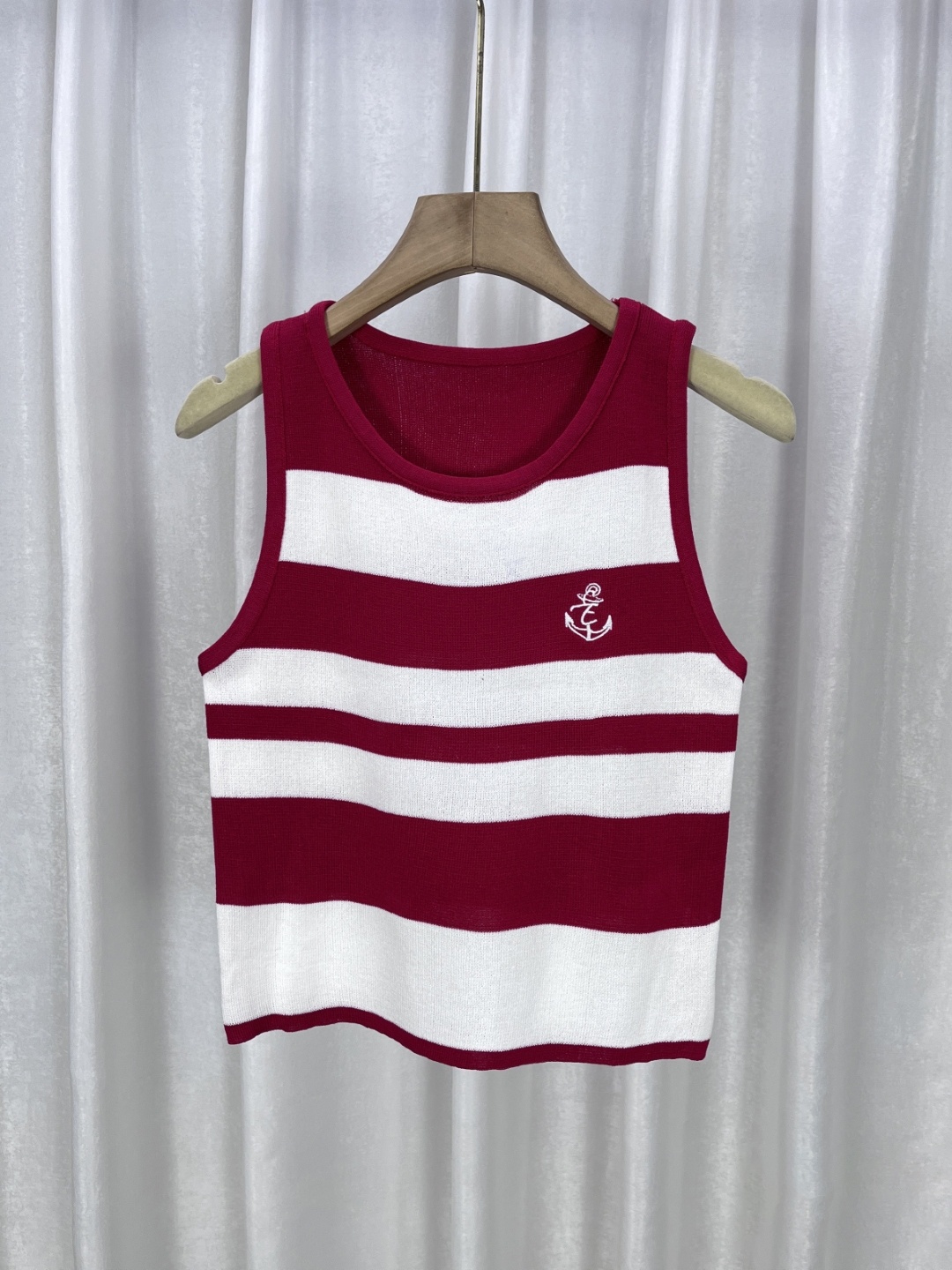 

StyleCast Girls Striped Round Neck Top, Red